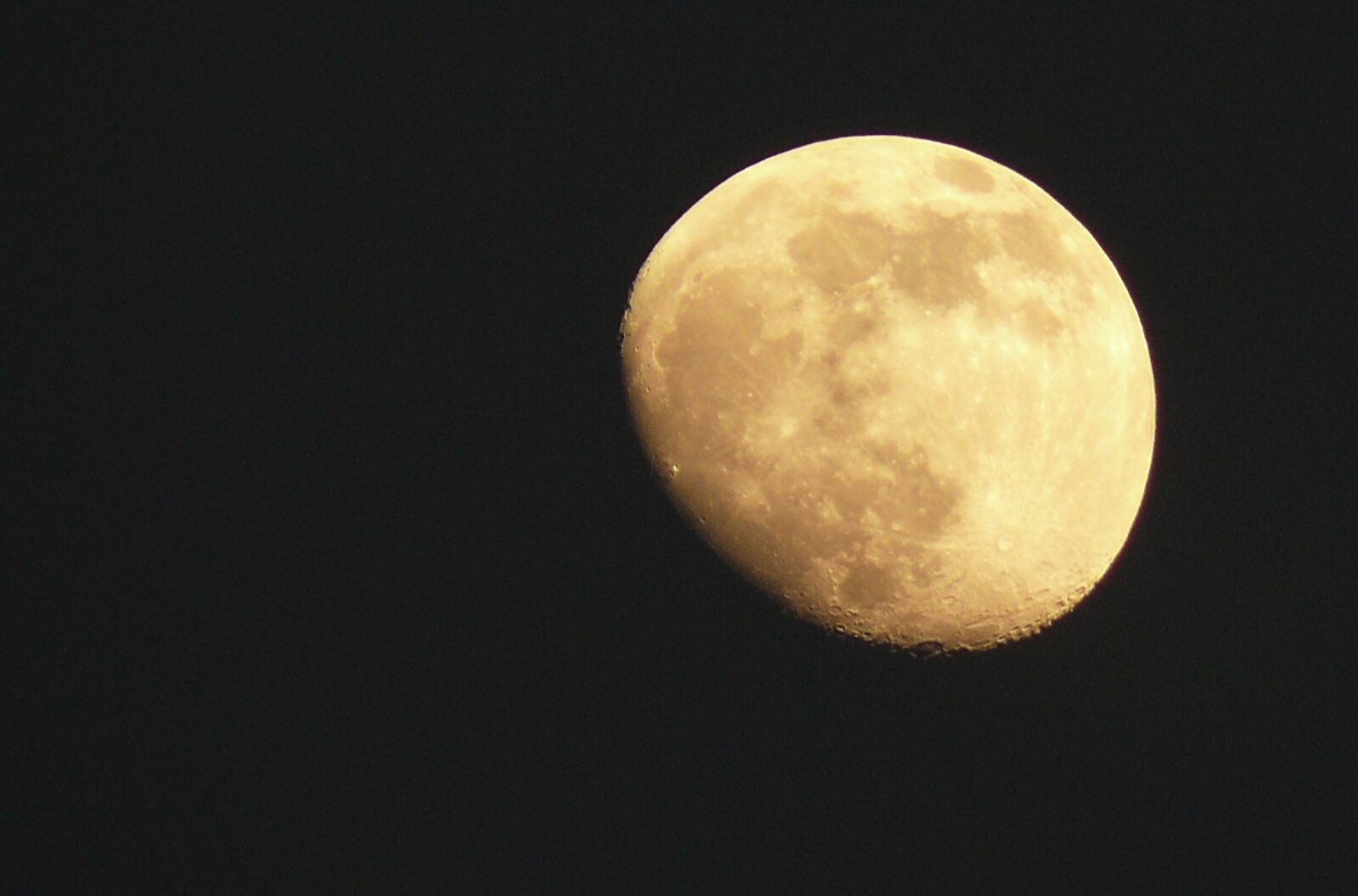 Leica V-LUX 1 sample photo. September moon, moon, satellite photography
