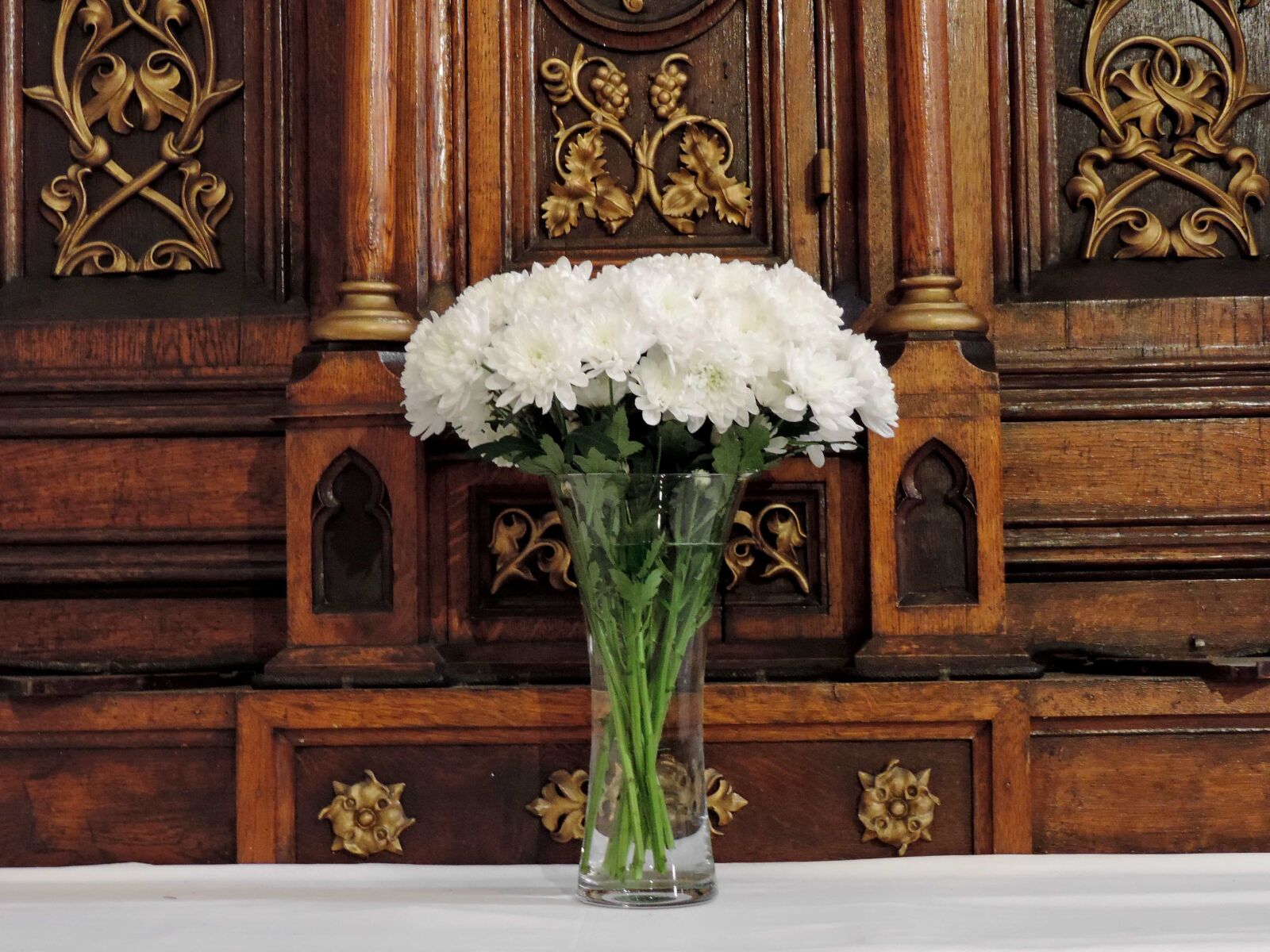 Nikon Coolpix P520 sample photo. Bouquet, furniture, luxury, still photography