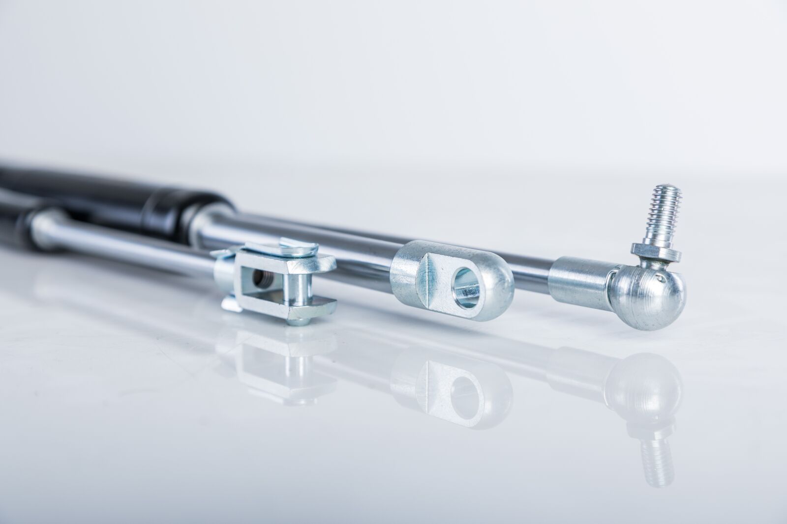 Canon EOS 5D Mark IV sample photo. Gas spring, gas-push spring photography