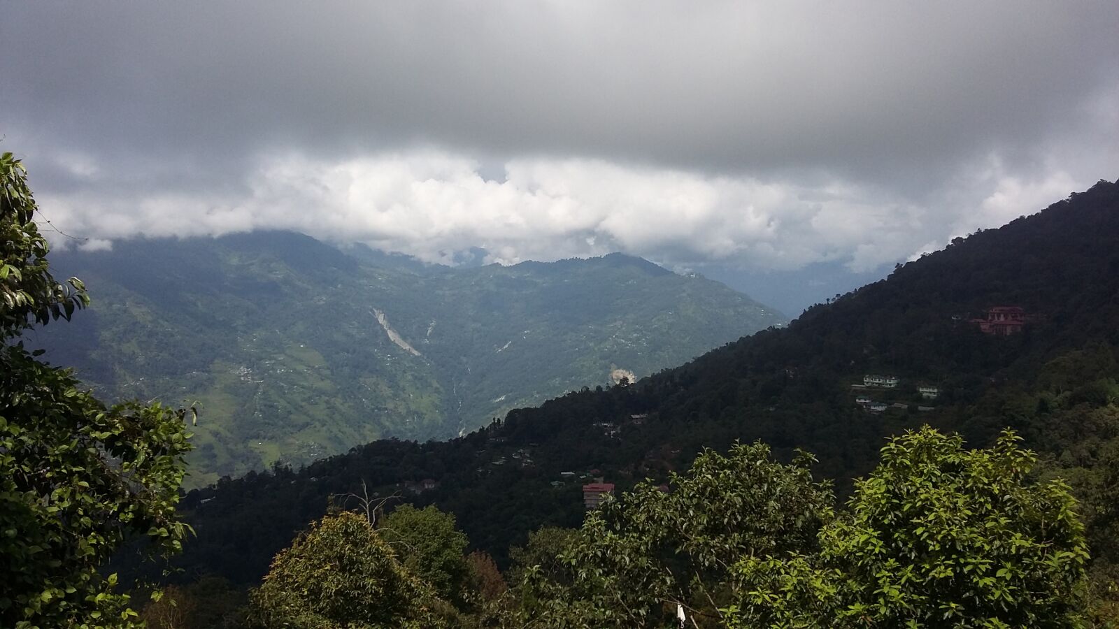 Samsung Galaxy Grand Prime sample photo. Mountains, cloud, travel photography