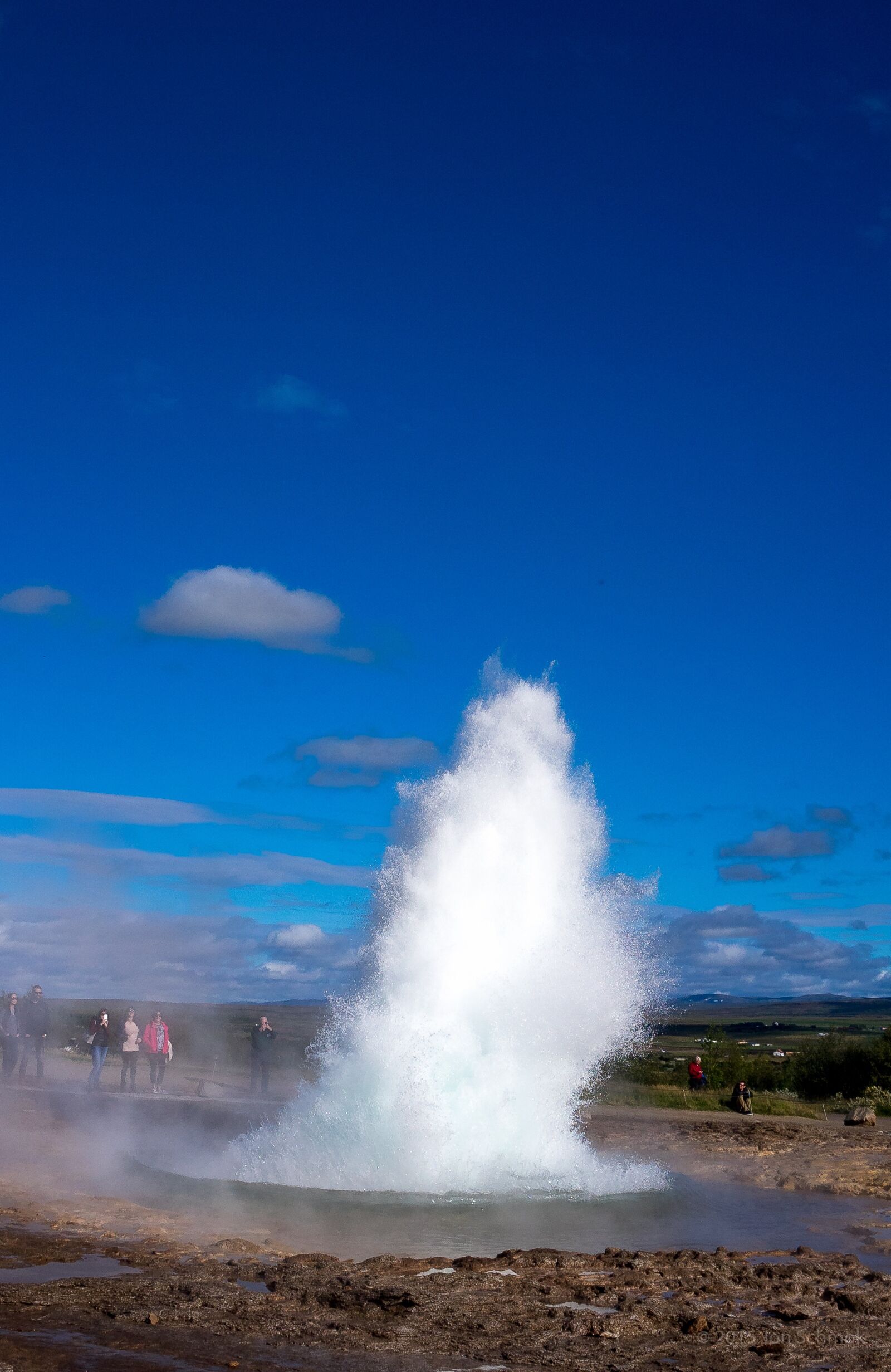 Sony a7 + Sony E 16-50mm F3.5-5.6 PZ OSS sample photo. Iceland, geyser, strokkur photography