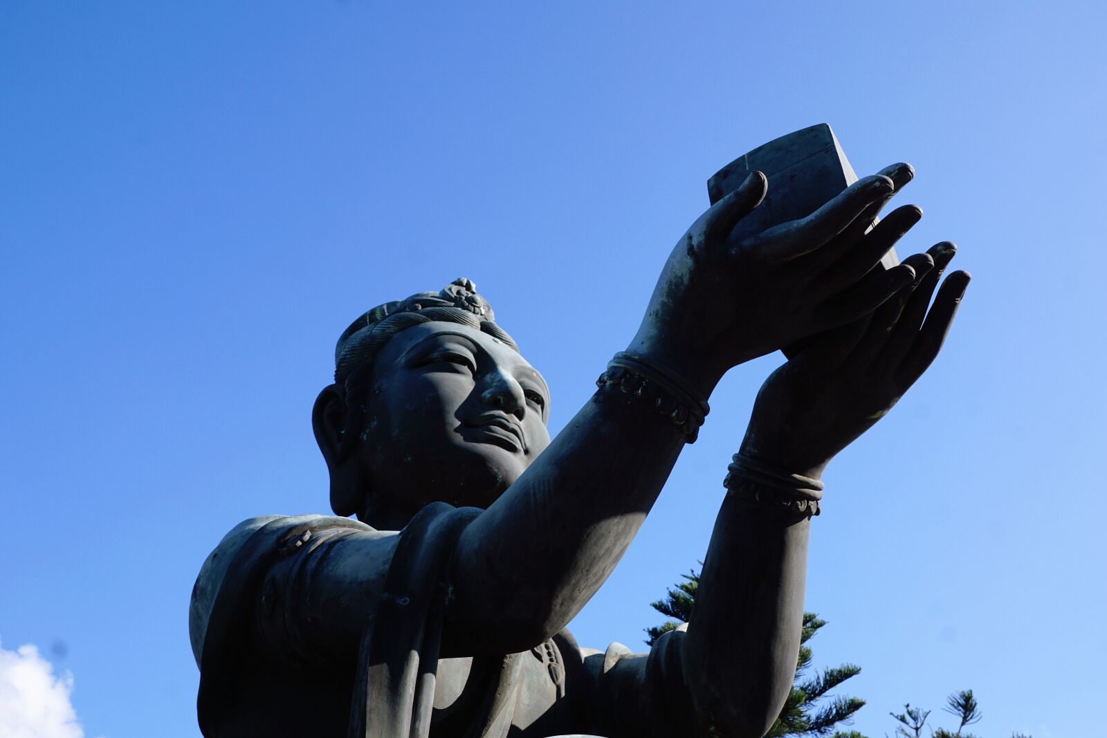 Sony ILCA-77M2 + Sony DT 16-50mm F2.8 SSM sample photo. Sky, sculpture, statue photography