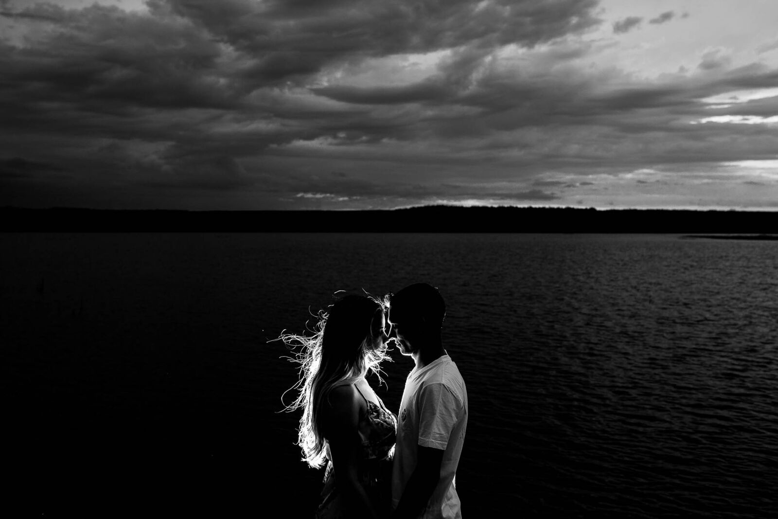 Canon EOS 6D sample photo. Beach, clouds, couple photography