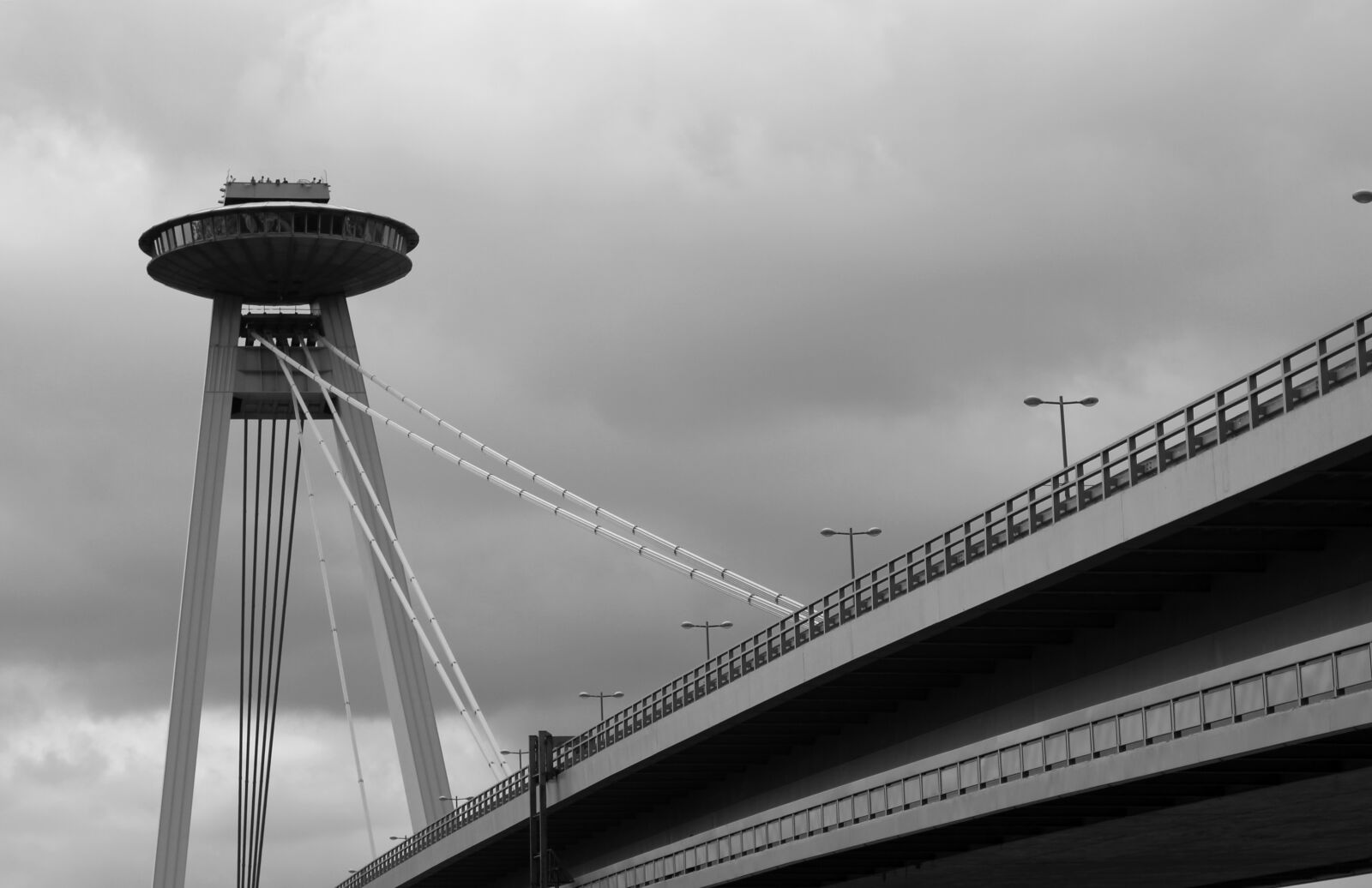 Canon EOS 100D (EOS Rebel SL1 / EOS Kiss X7) sample photo. Bridge photography