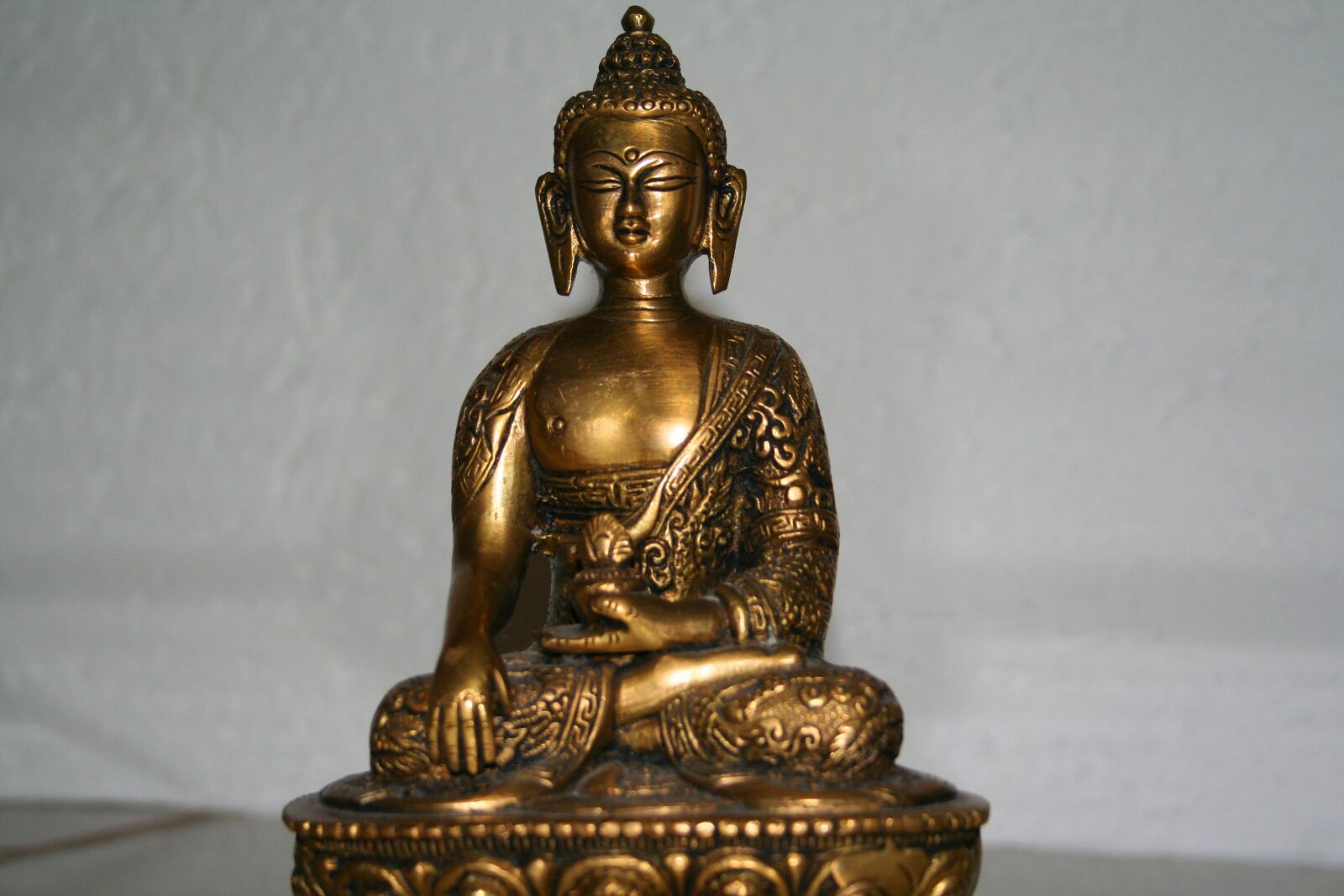 Canon EOS 350D (EOS Digital Rebel XT / EOS Kiss Digital N) sample photo. Buddha, meditation, spiritual photography