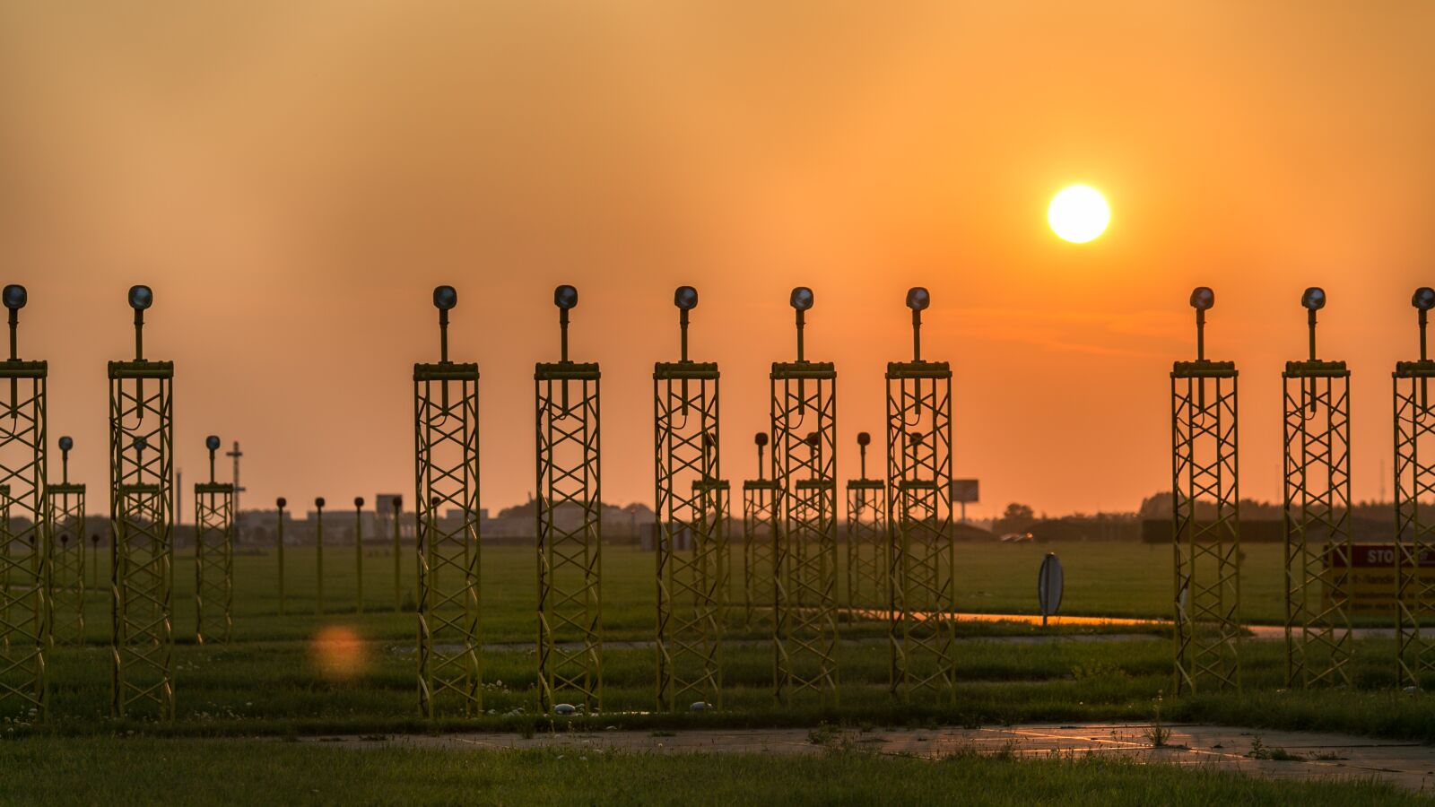 Canon EOS 5D Mark III + Canon EF 135mm F2L USM sample photo. Sunset, industry, pollution photography