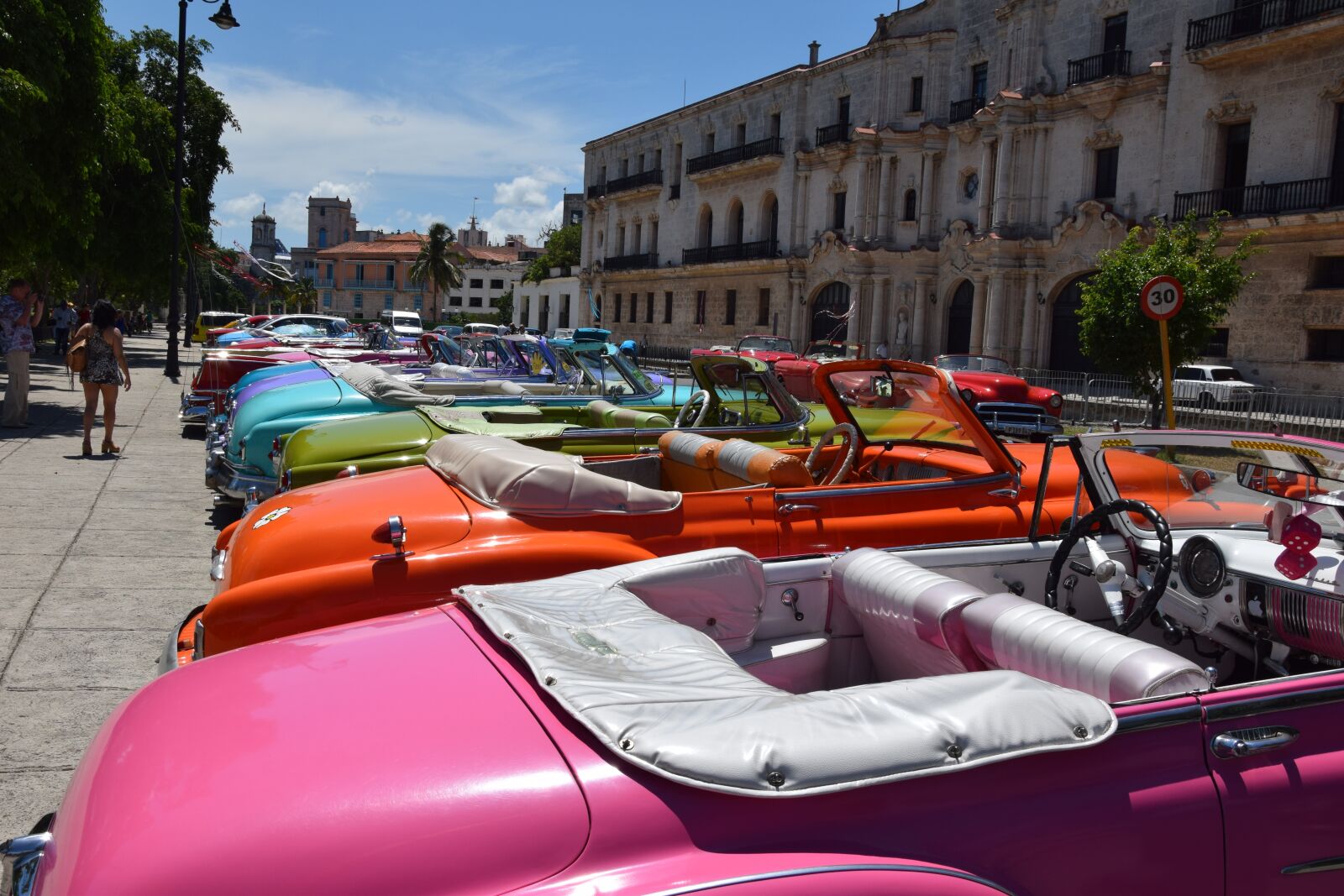 Nikon D3300 sample photo. Old car, cuba, classic photography