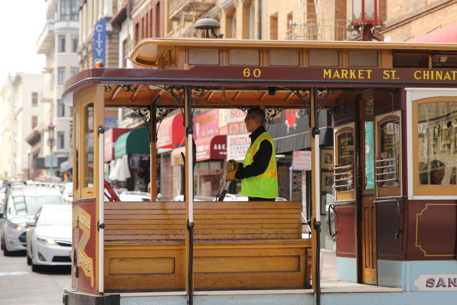 Canon EOS 7D Mark II sample photo. San francisco, street, trolley photography