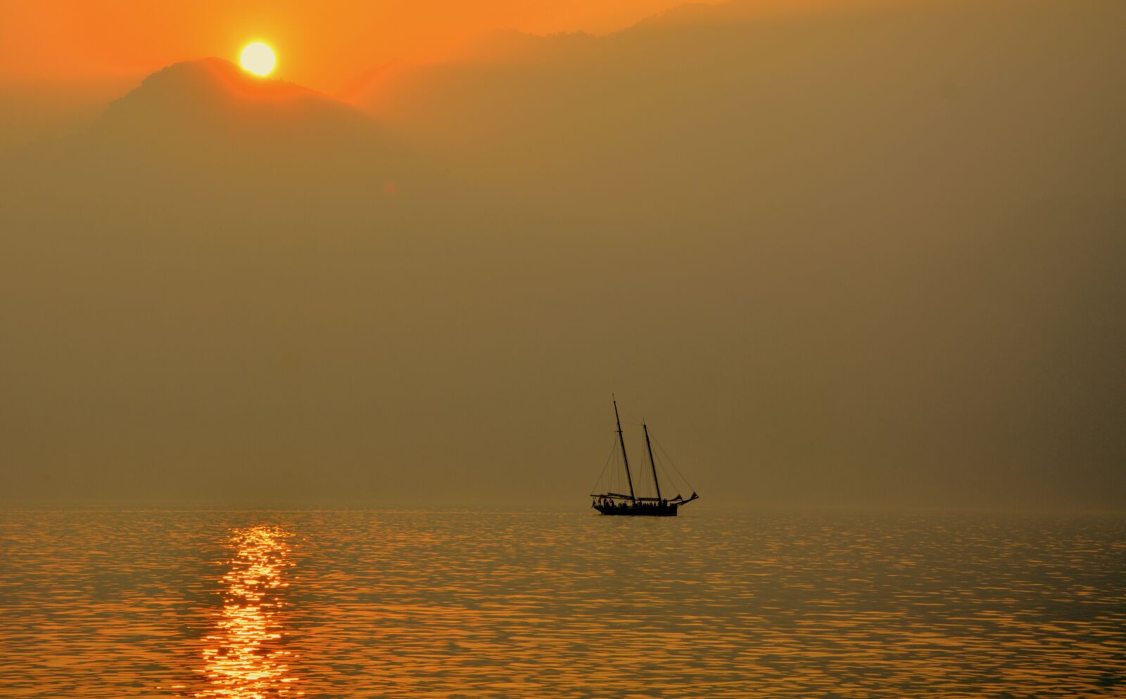 Nikon D7100 sample photo. Sailing ship, lake, sunset photography