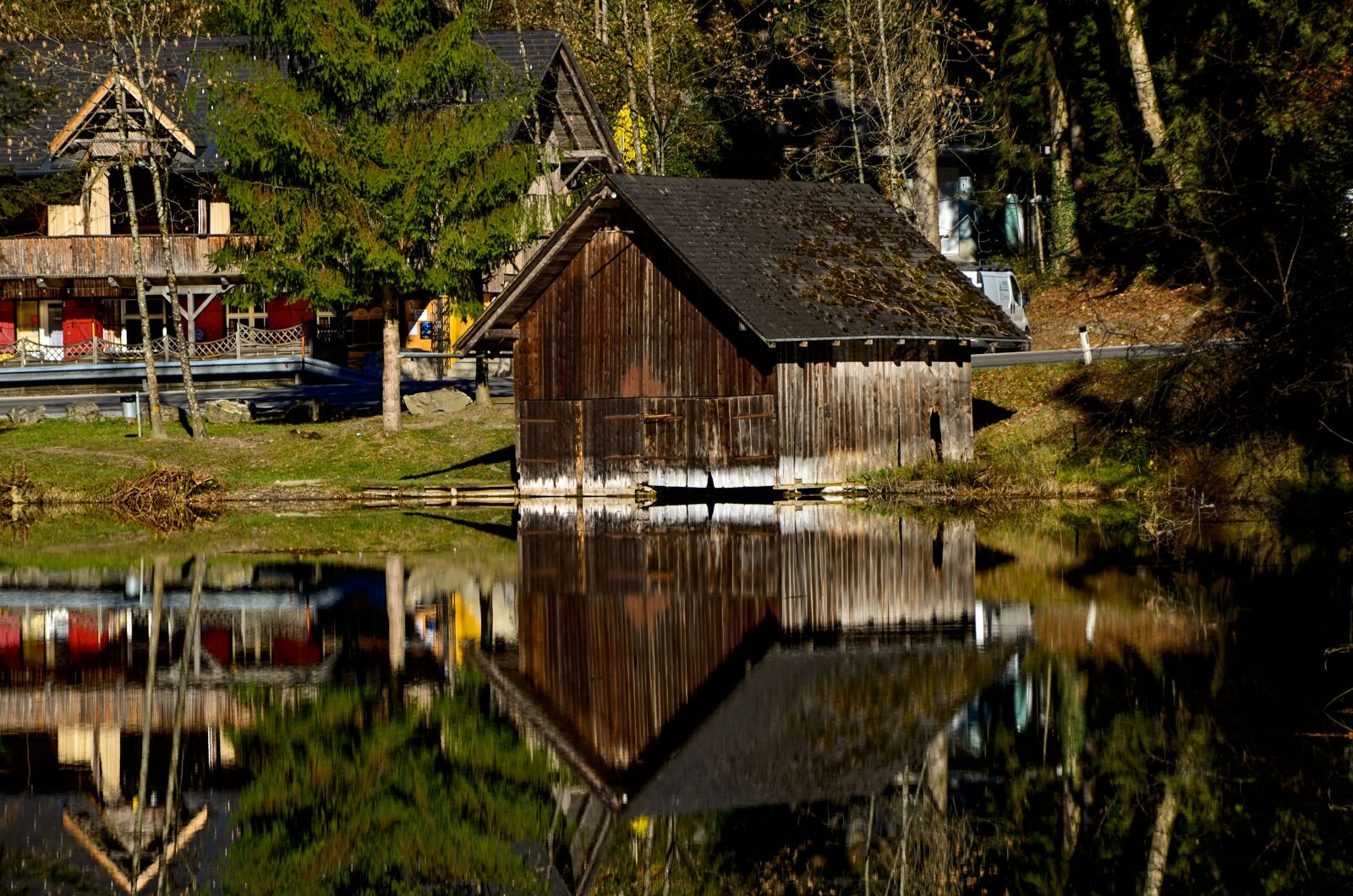 Nikon D7000 sample photo. Water, mirroring, pond photography