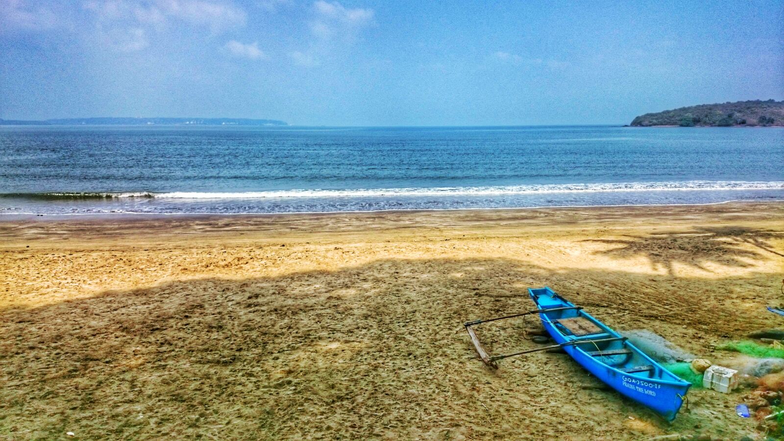 Sony Xperia Z2 sample photo. Blue, sea, boat, sea photography
