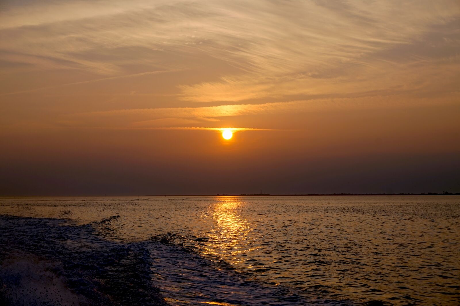 Sony Alpha a5000 (ILCE 5000) sample photo. Sunset, dawn, sun photography
