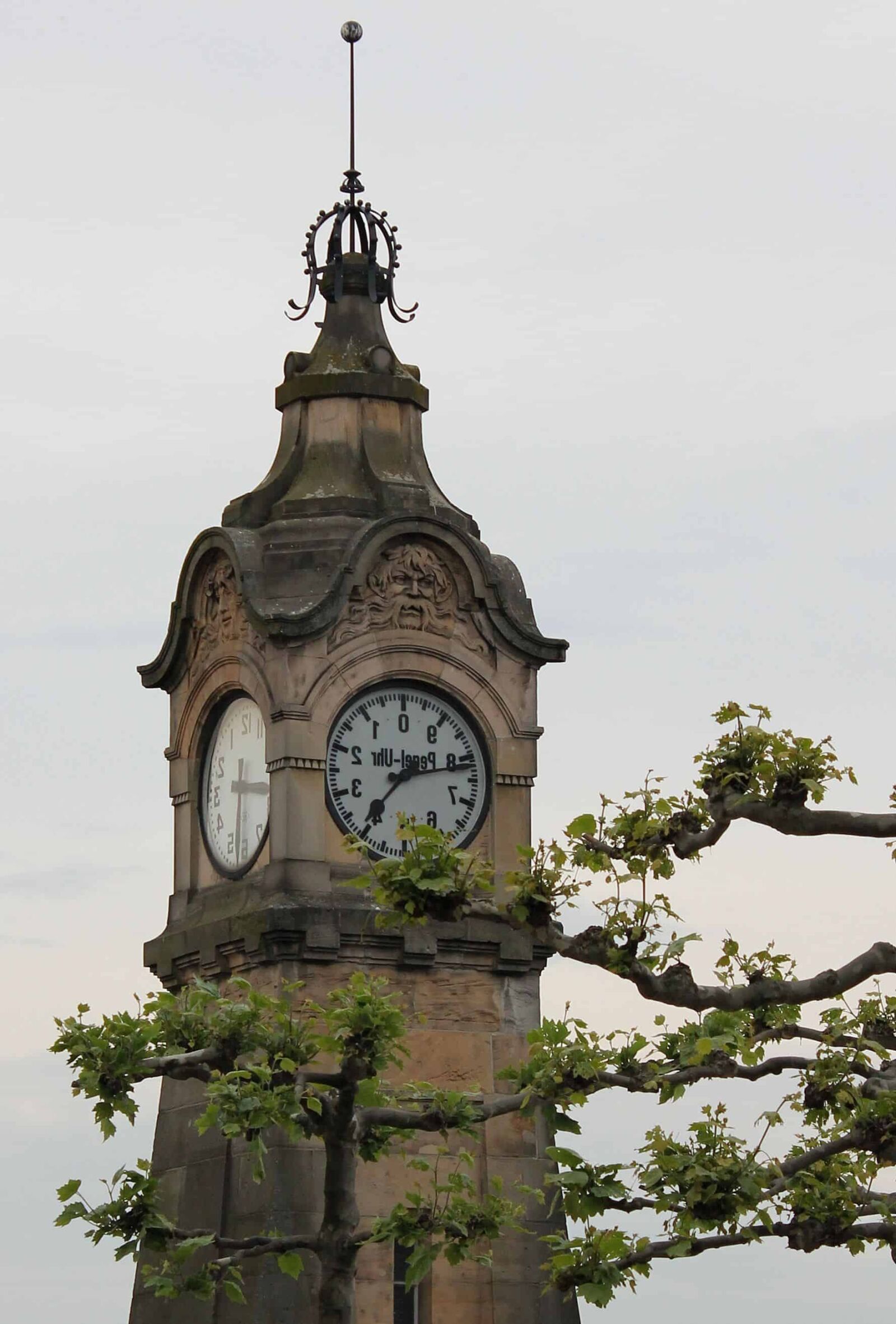 Canon EOS 550D (EOS Rebel T2i / EOS Kiss X4) sample photo. Old, architecture, sky, clock photography