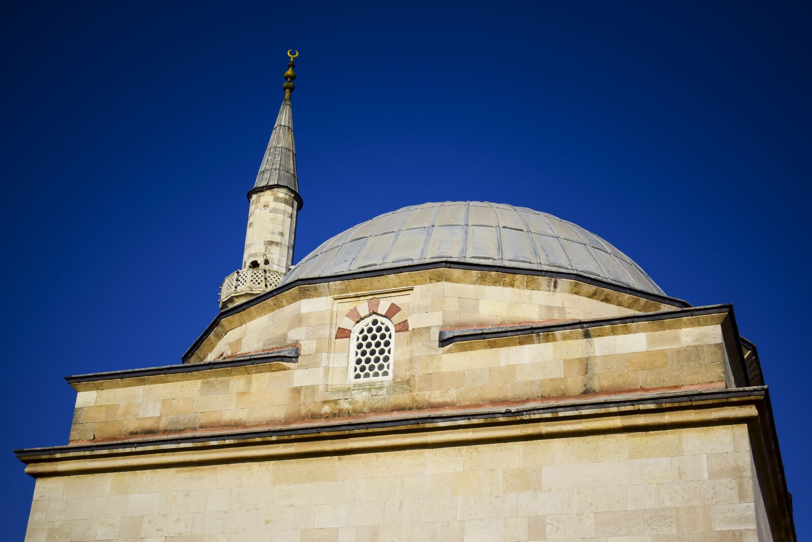 Nikon D5300 sample photo. Architecture, sky, travel photography