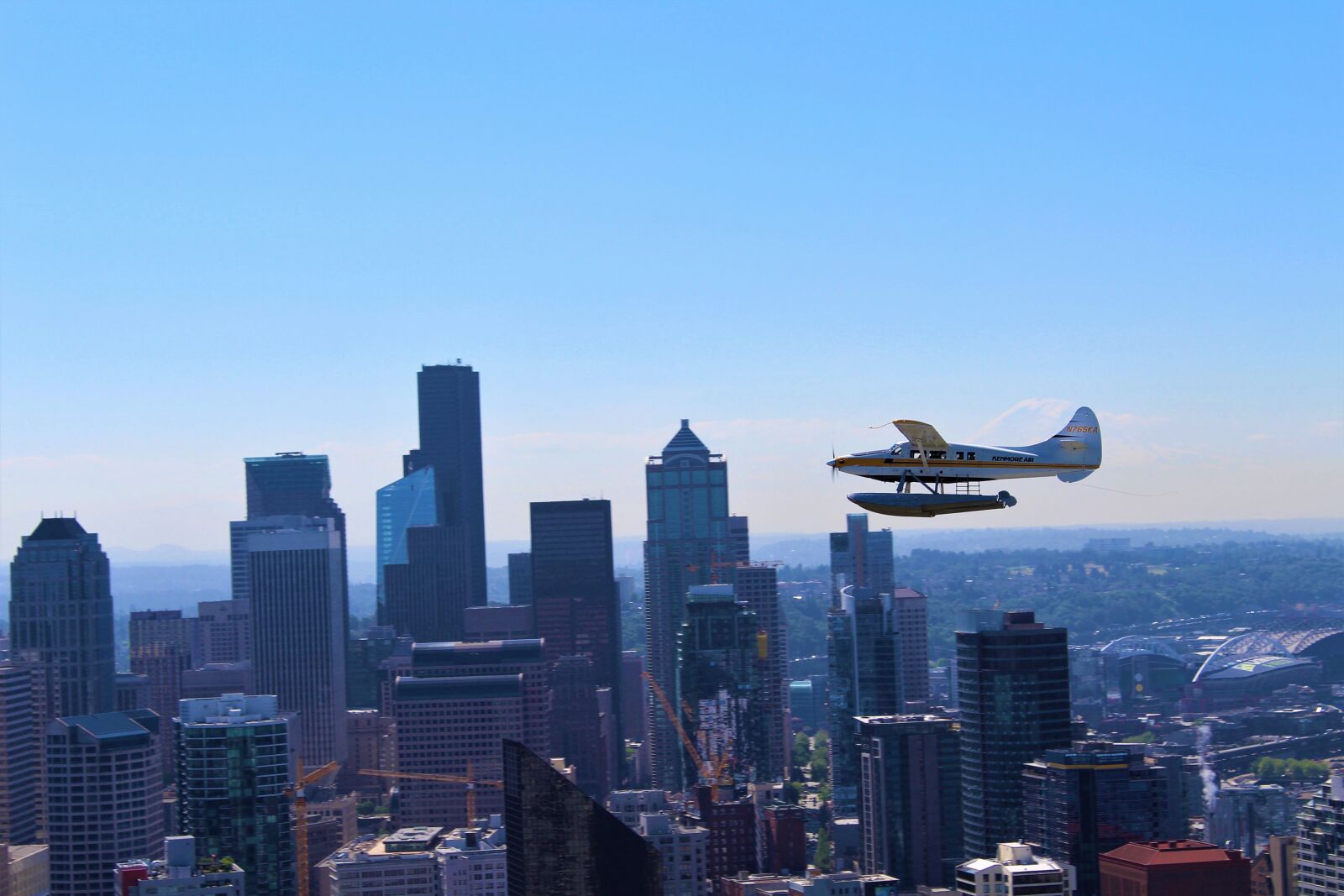 Canon EOS 1300D (EOS Rebel T6 / EOS Kiss X80) sample photo. Plane, sea plane, seattle photography