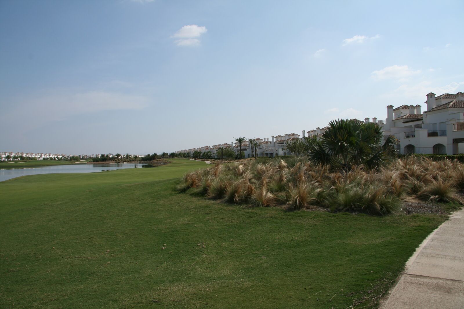 Canon EOS 400D (EOS Digital Rebel XTi / EOS Kiss Digital X) sample photo. La torre golf resort photography
