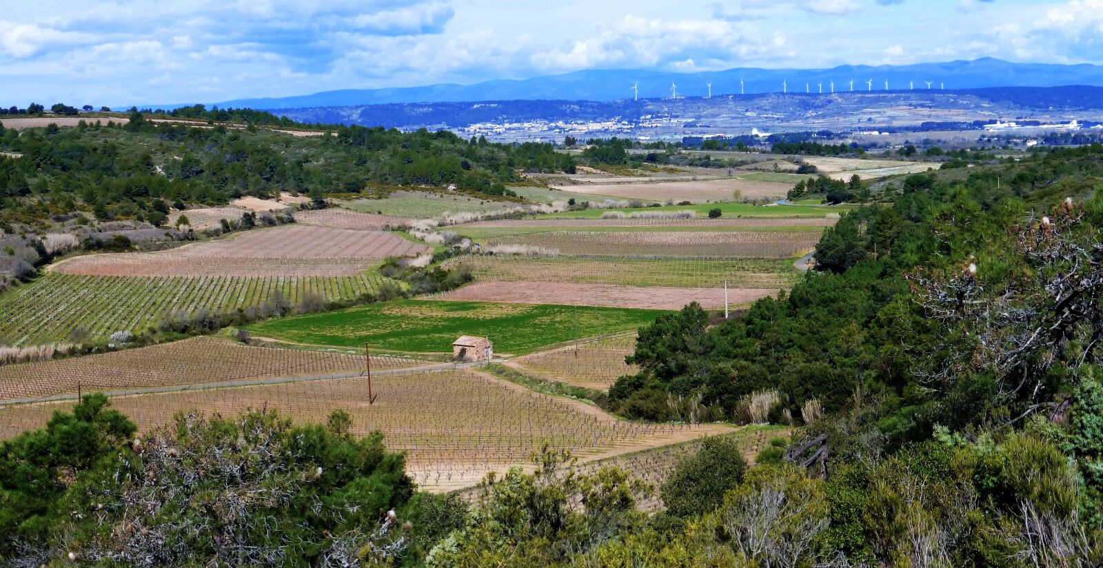 Panasonic Lumix DMC-ZS25 (Lumix DMC-TZ35) sample photo. Nature, landscape, panoramic photography