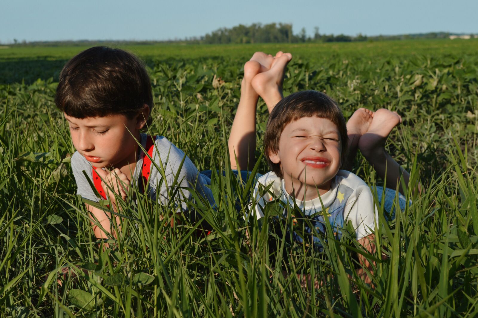 Nikon D3200 sample photo. Kids, field, summer photography