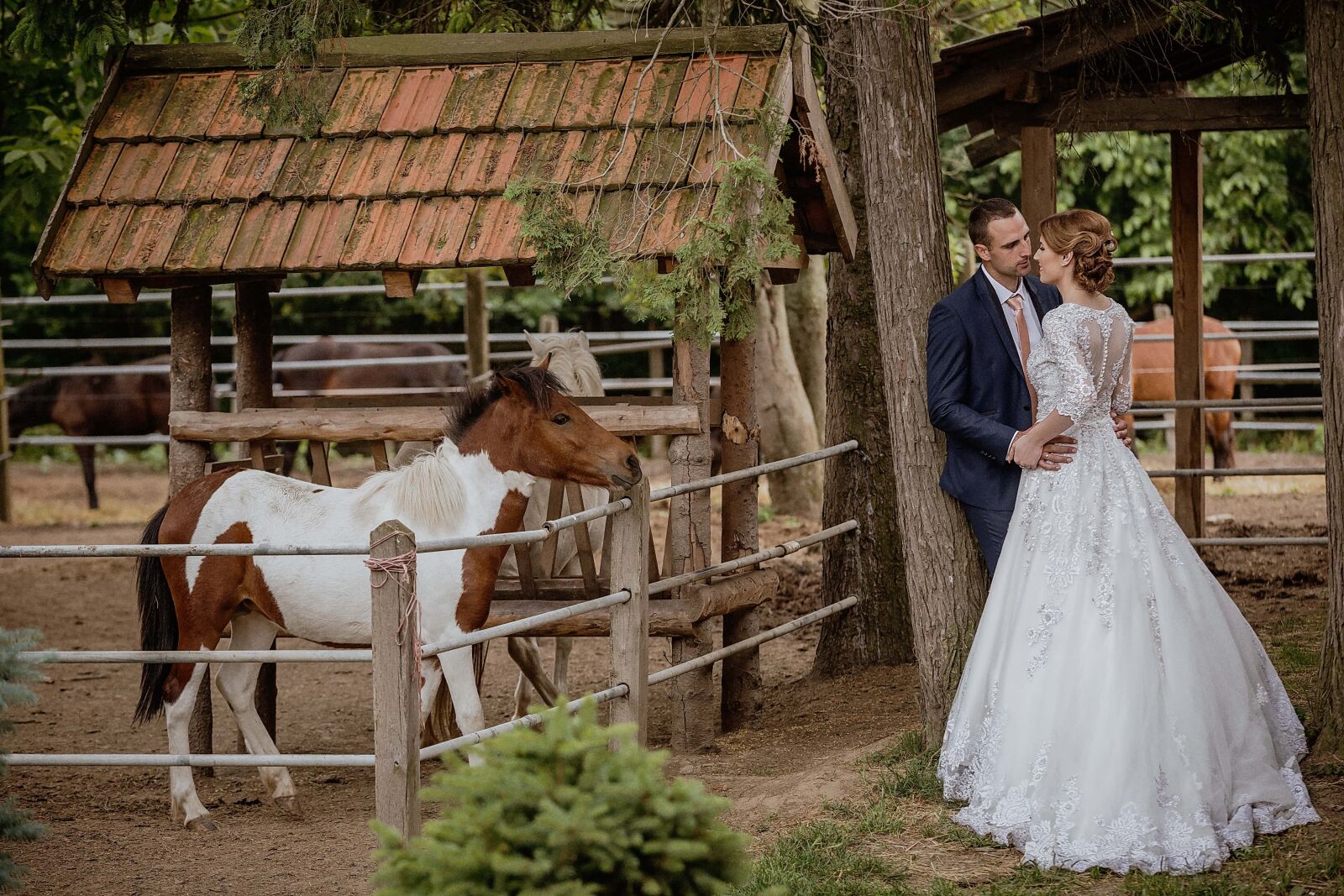 Canon EF 70-200mm F2.8L IS II USM sample photo. Bride, villager, village, groom photography
