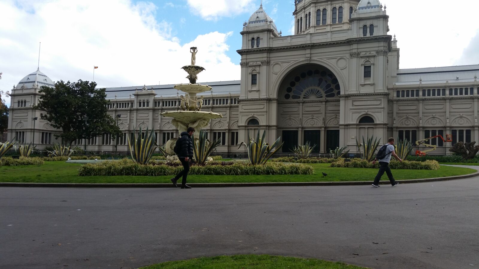 Samsung Galaxy S5 sample photo. Exhibition, centre, melbourne, melbourne photography