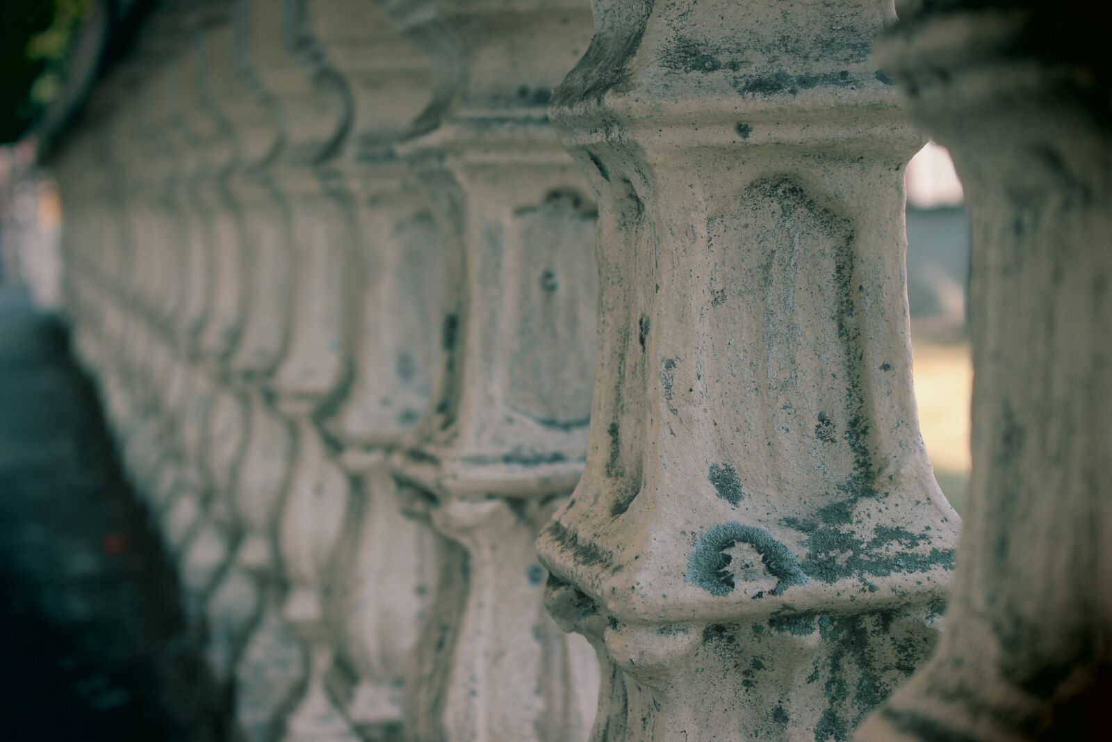 Canon EOS 700D (EOS Rebel T5i / EOS Kiss X7i) sample photo. Architecture, cemetery, sculpture photography