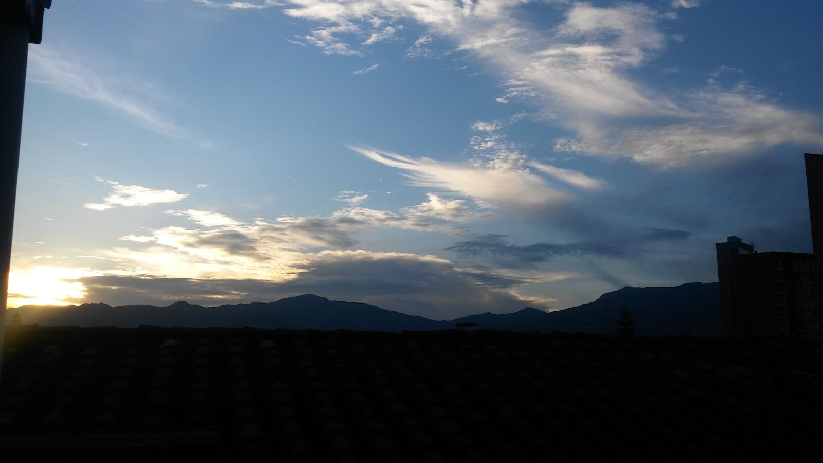 LG H735P sample photo. Sunset, sun, day photography