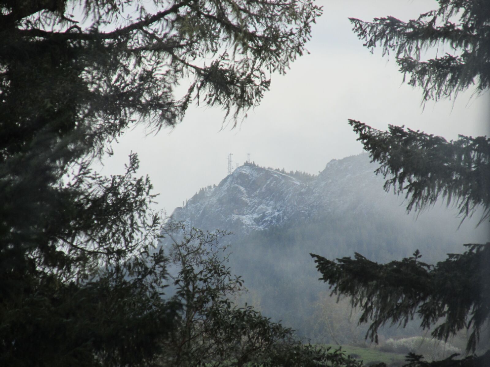 Canon PowerShot SX160 IS sample photo. Winter, tower, mountain photography