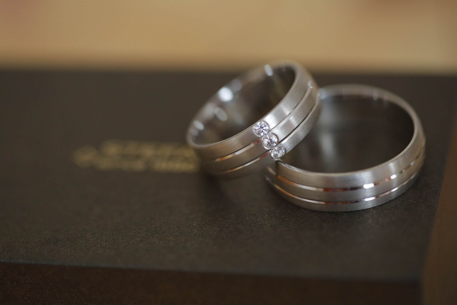 Canon EF 100mm F2.8 Macro USM sample photo. Engagement, precious, rings, wedding photography