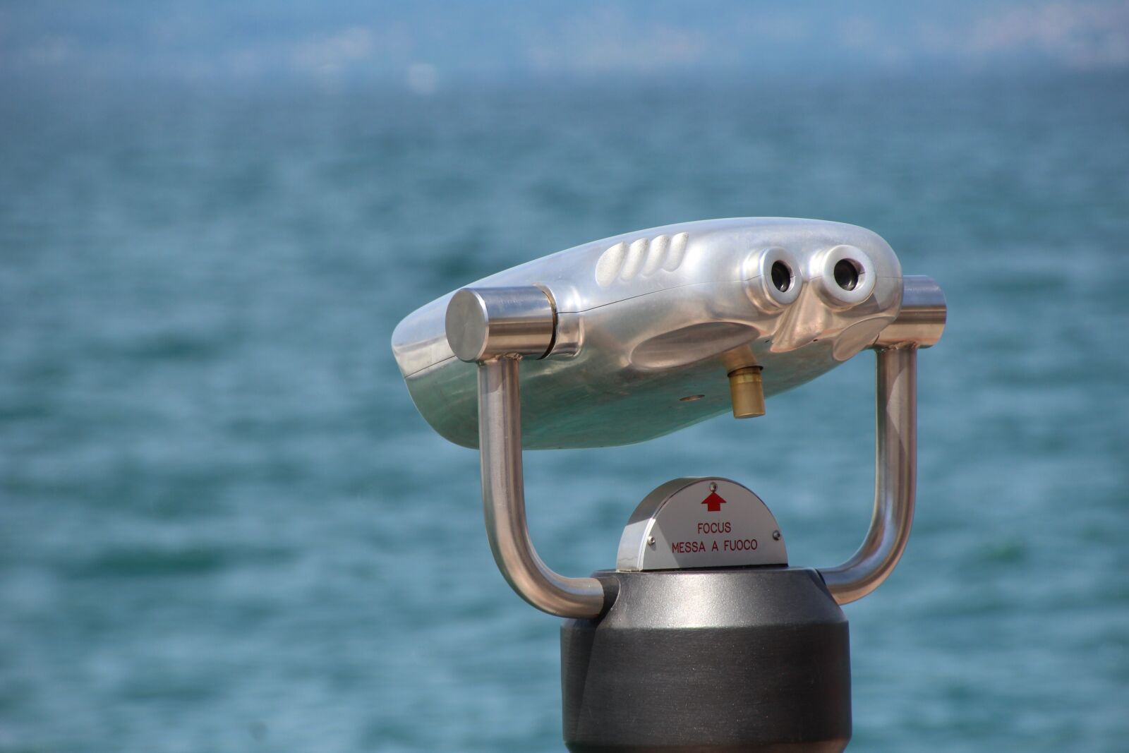 Canon EOS 1200D (EOS Rebel T5 / EOS Kiss X70 / EOS Hi) sample photo. Telescope, lake, binoculars photography