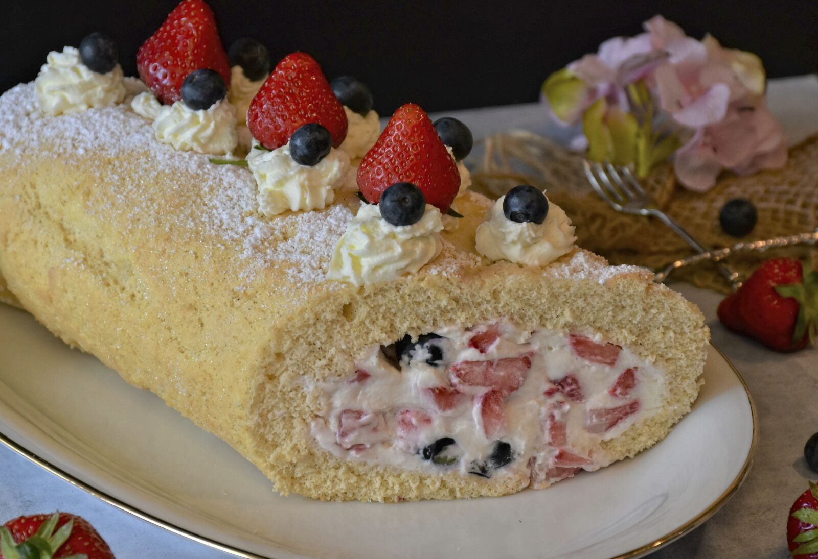 Nikon D7200 sample photo. Bisquit, bisquitrolle, swiss roll photography