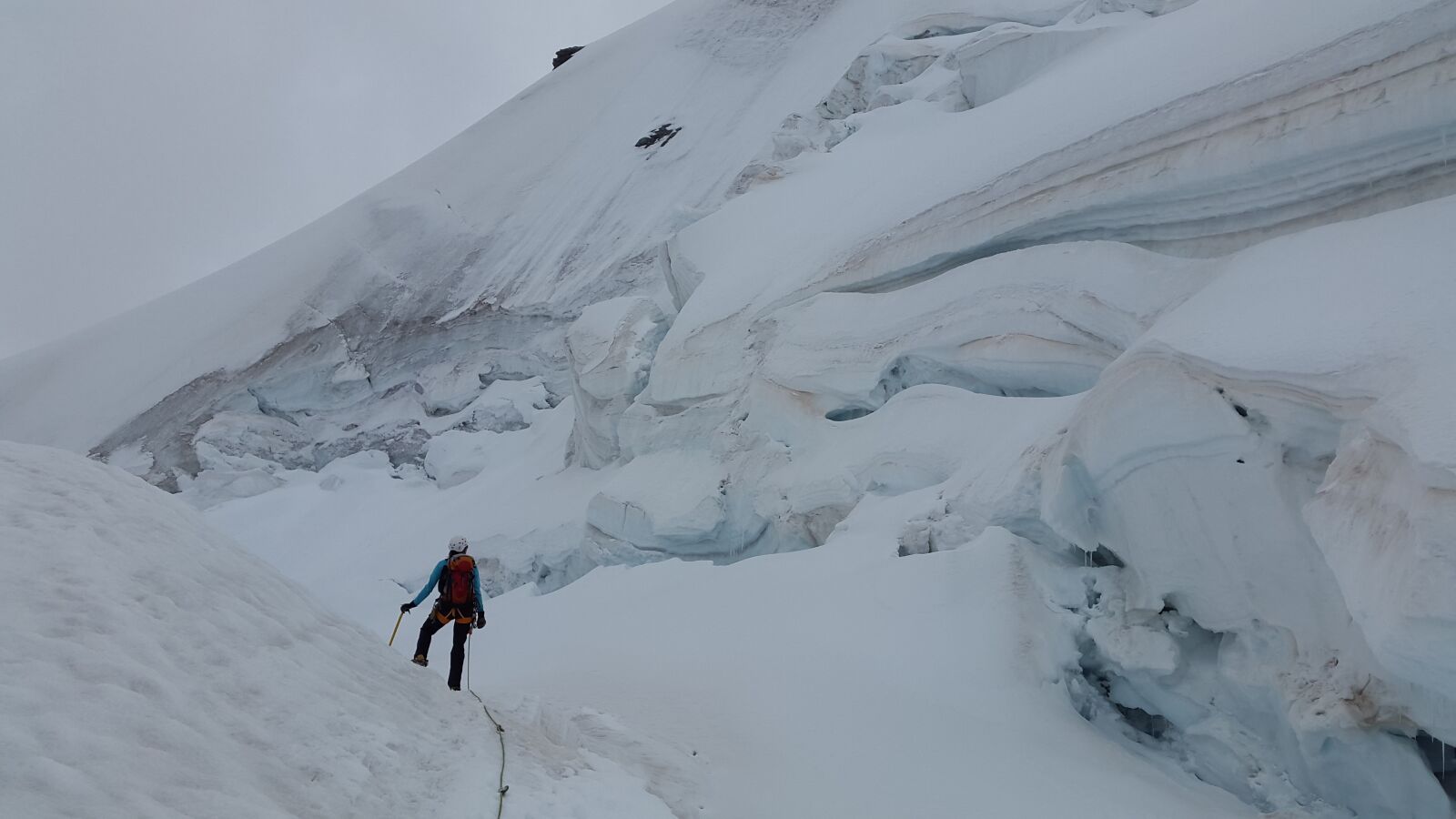 Samsung Galaxy Alpha sample photo. Glacier, high-altitude mountain tour photography