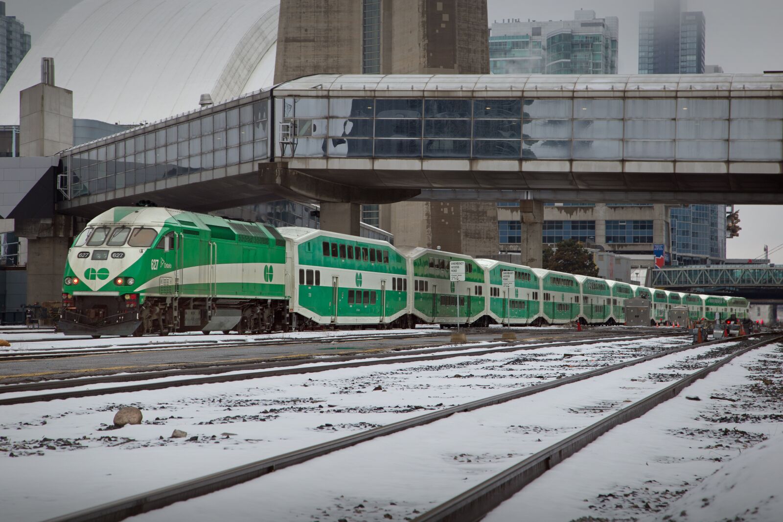 Canon EOS 6D + Canon EF 24-105mm F4L IS USM sample photo. Train, railway, transportation system photography