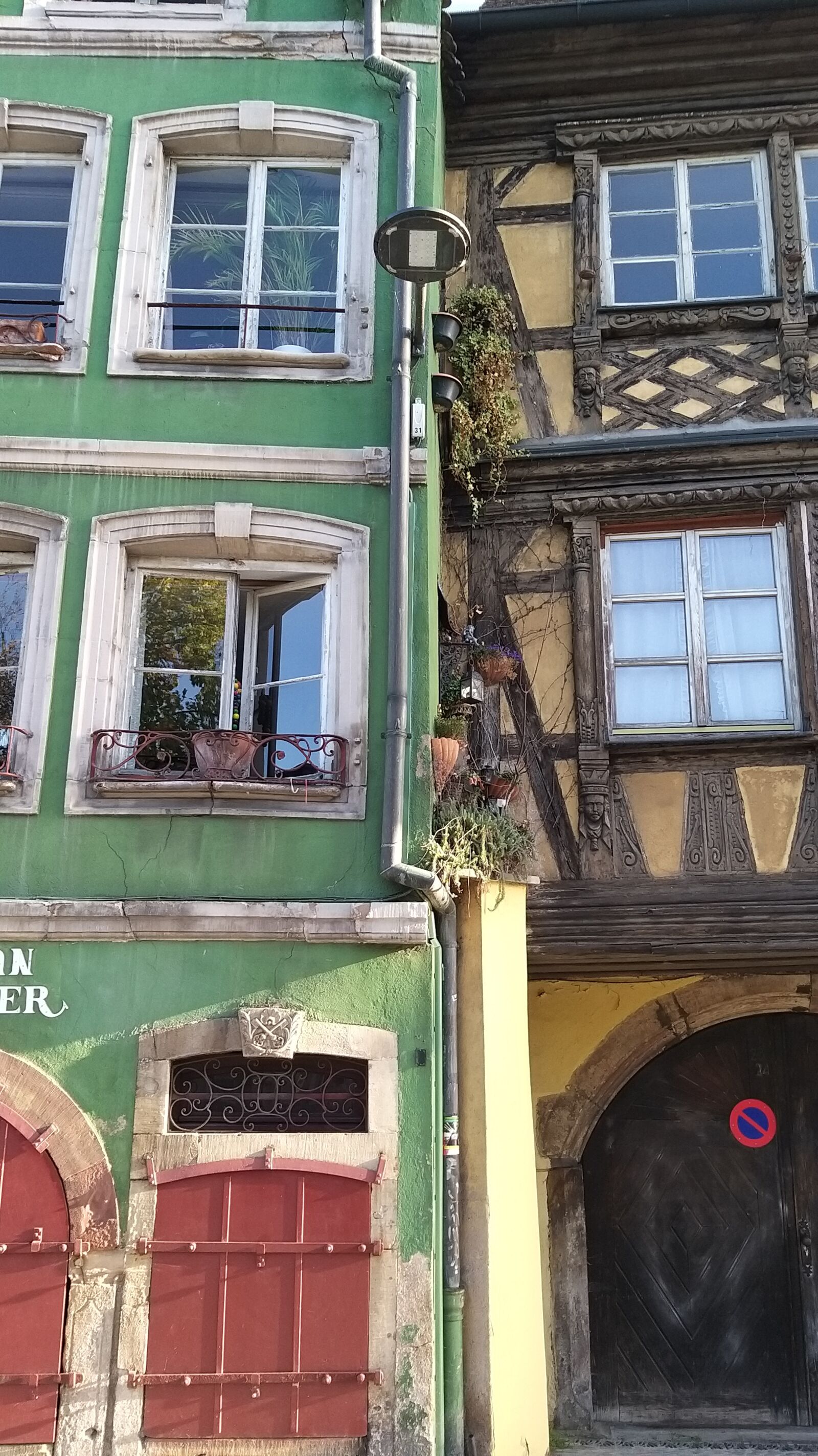 Samsung Galaxy A9 (2018) sample photo. Strasbourg, shop, historical photography