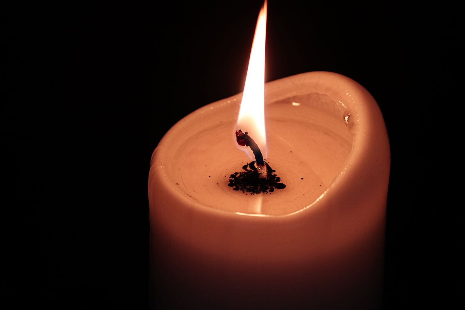 Canon EOS 1100D (EOS Rebel T3 / EOS Kiss X50) sample photo. Candle, candlelight, sacrificial candle photography
