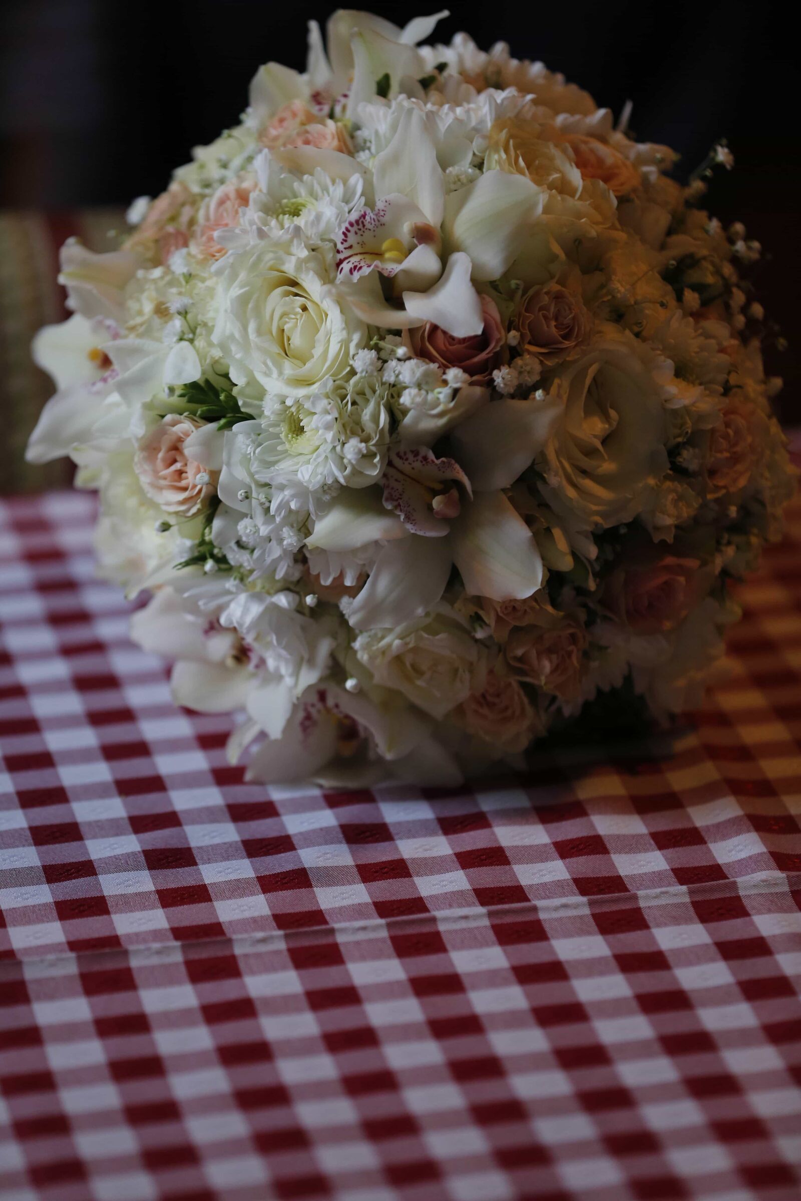 Canon EOS 5D Mark III sample photo. Bouquet, old style, romantic photography