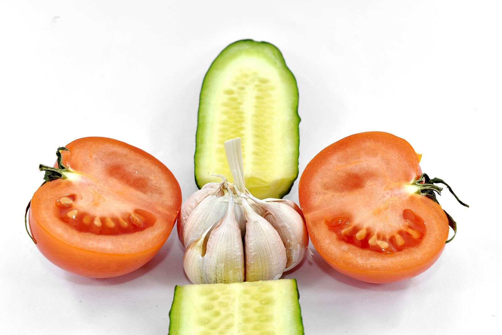 Nikon D5500 sample photo. Aroma, cross section, cucumber photography