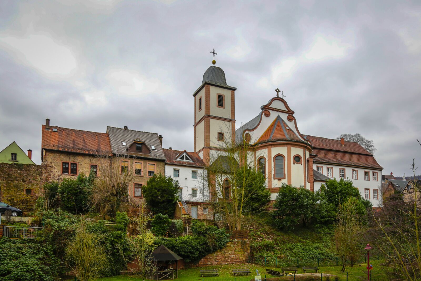 Canon EF 24-105mm F4L IS USM sample photo. Neckarsteinach, church, four-castle town photography