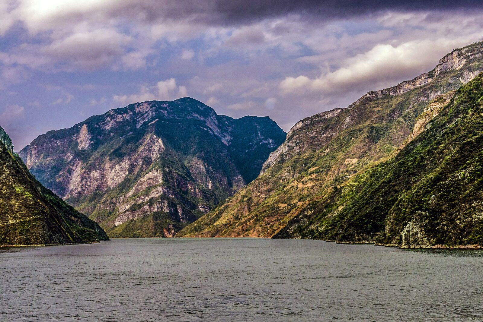 Nikon D610 sample photo. Yangtze, river, china photography