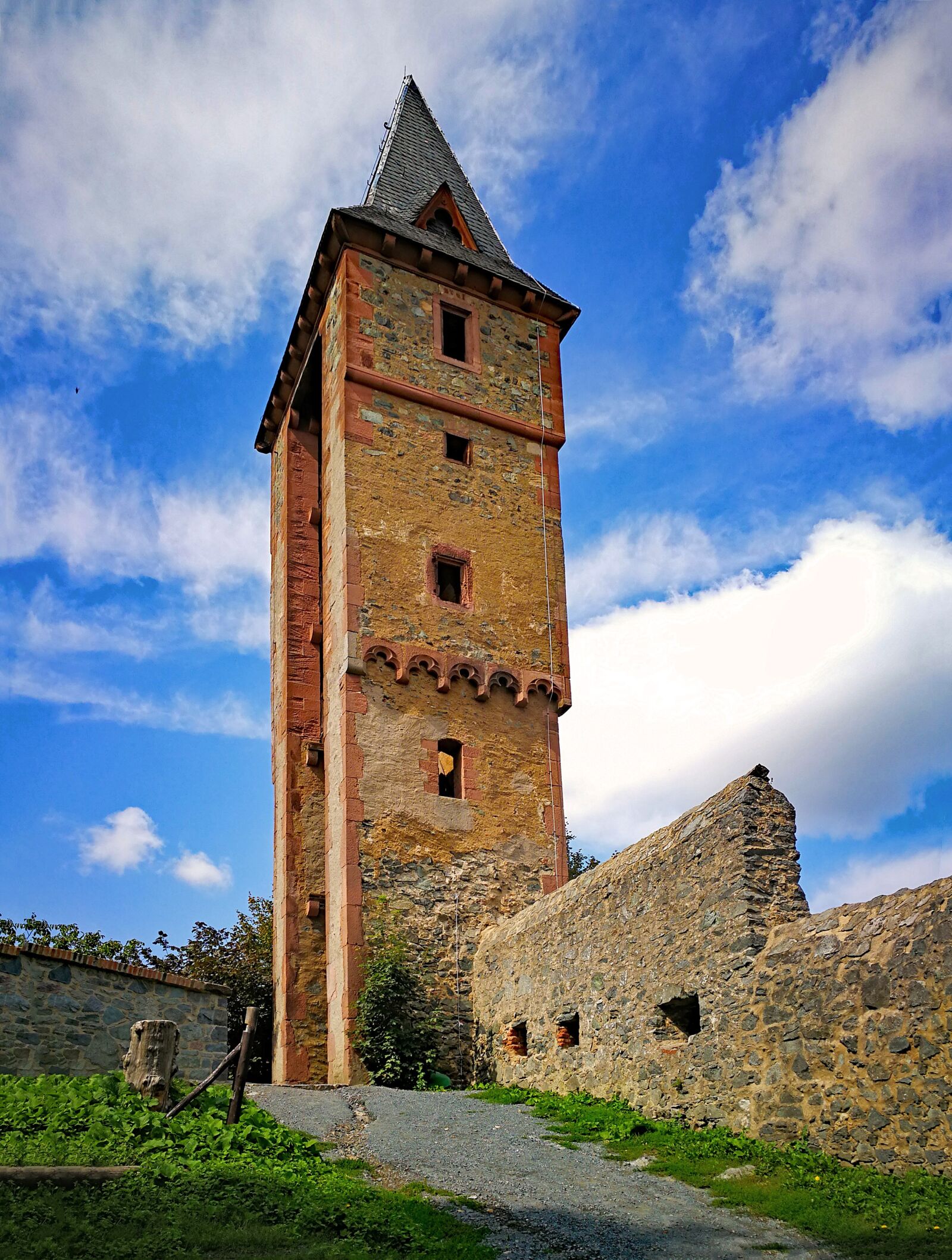 HUAWEI Mate 9 sample photo. Castle, frankenstein, mühltal photography
