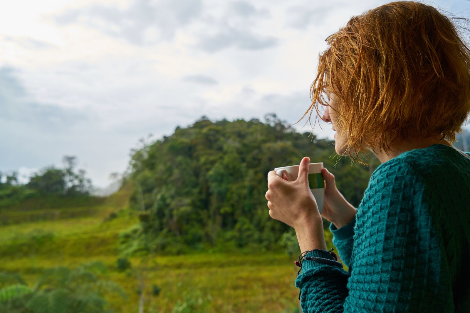 Sony a7R II sample photo. Coffee, drunk, cold photography