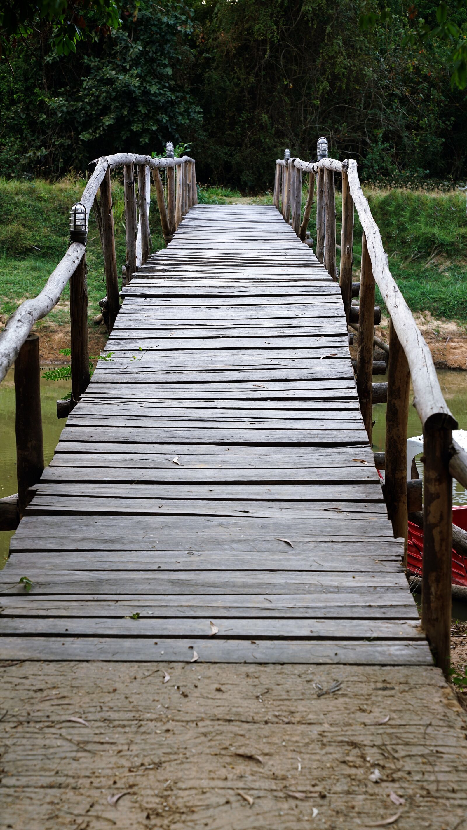 Sony a7R II + Sony FE 24-70mm F2.8 GM sample photo. Foot, bridge, wood photography