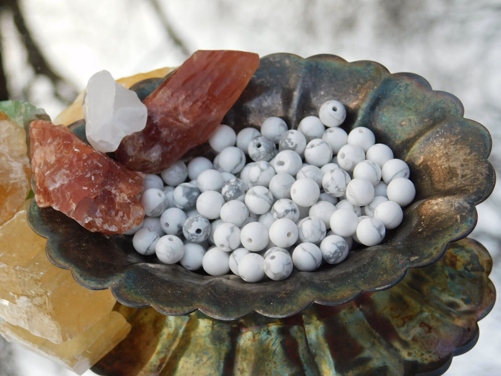 Nikon Coolpix B500 sample photo. White turquoise, crystal, turquoise photography
