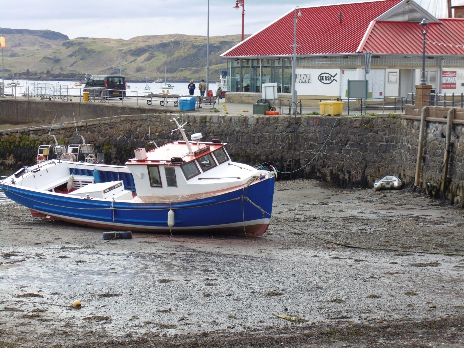 Panasonic Lumix DMC-LZ40 sample photo. Scotland, boat, scottish photography