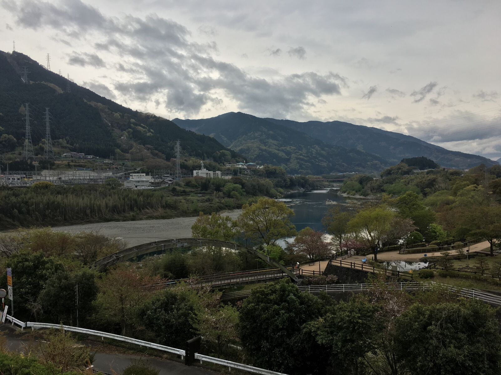 iPhone 6s back camera 4.15mm f/2.2 sample photo. Japan, landscape photography