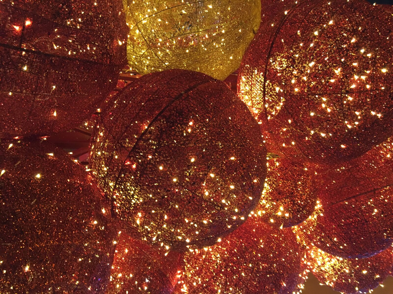 Apple iPhone 6s sample photo. Festival, red, ball photography
