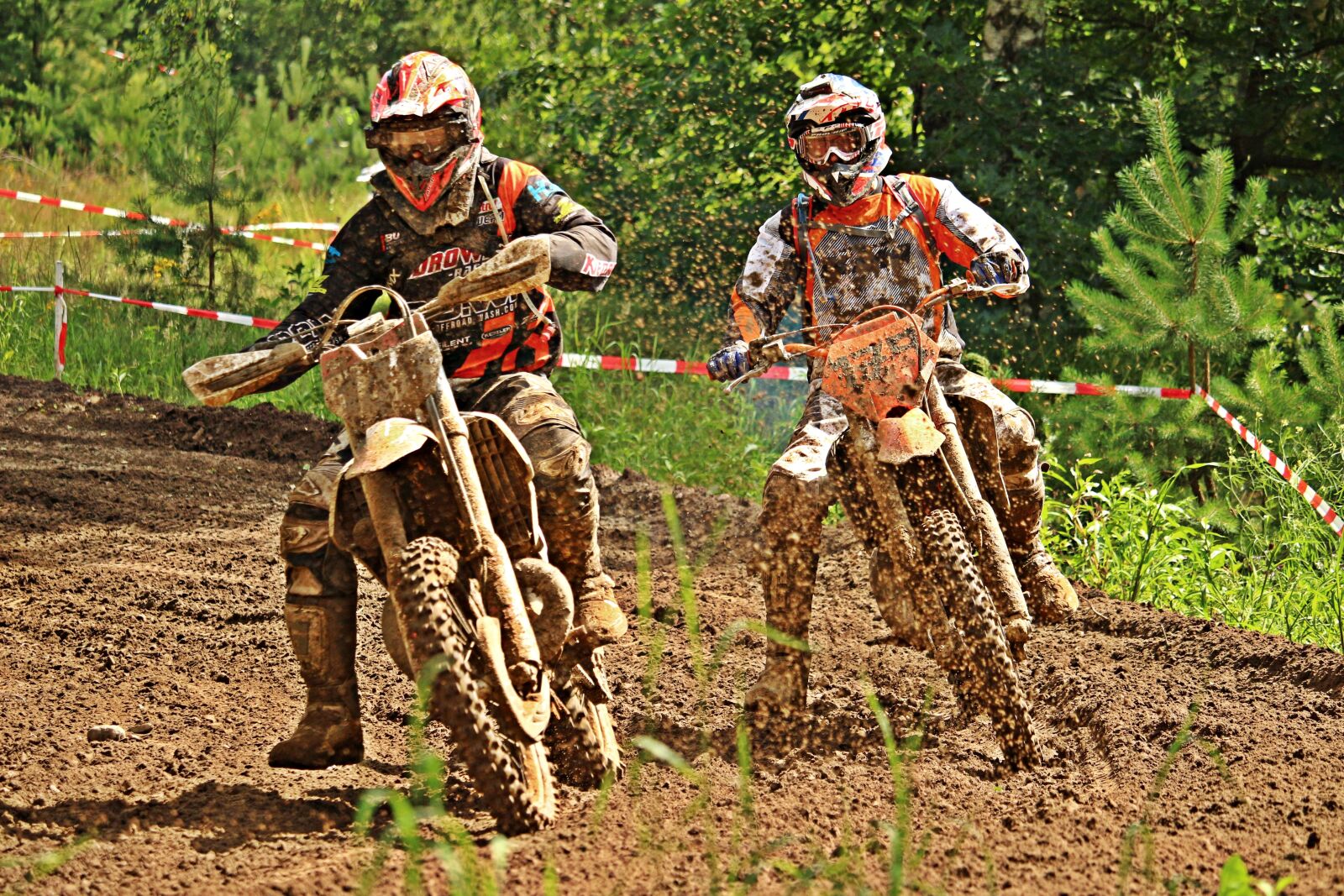Canon EOS 100D (EOS Rebel SL1 / EOS Kiss X7) sample photo. Enduro, motocross, dirtbike photography