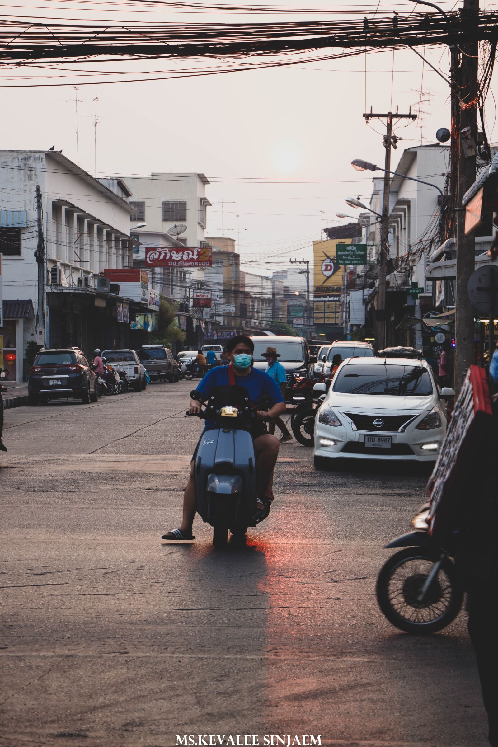 Canon EOS 750D (EOS Rebel T6i / EOS Kiss X8i) sample photo. Street, market, travel photography