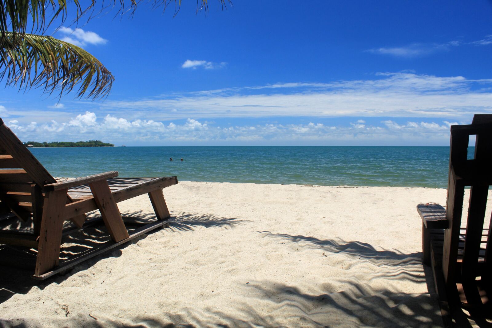 Canon EOS 1300D (EOS Rebel T6 / EOS Kiss X80) sample photo. Beach, placencia, belize photography