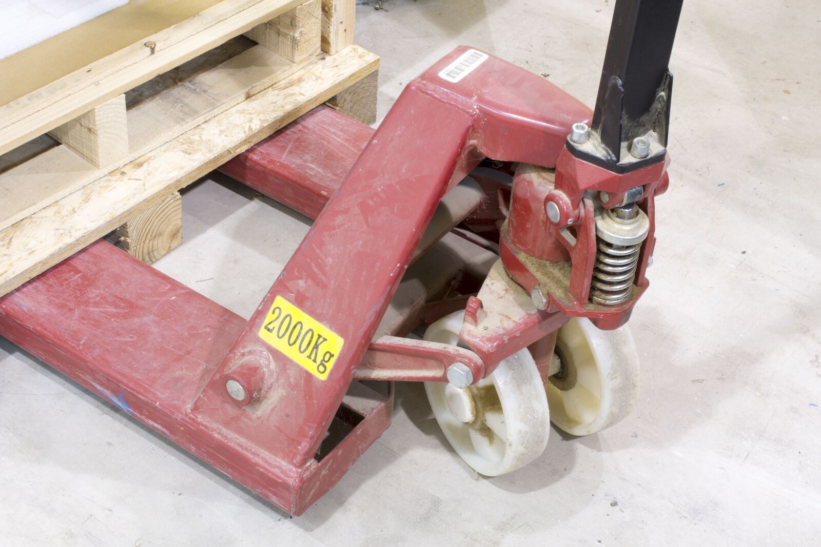 Nikon D7200 sample photo. Industrial, pallet, pallet-jack photography