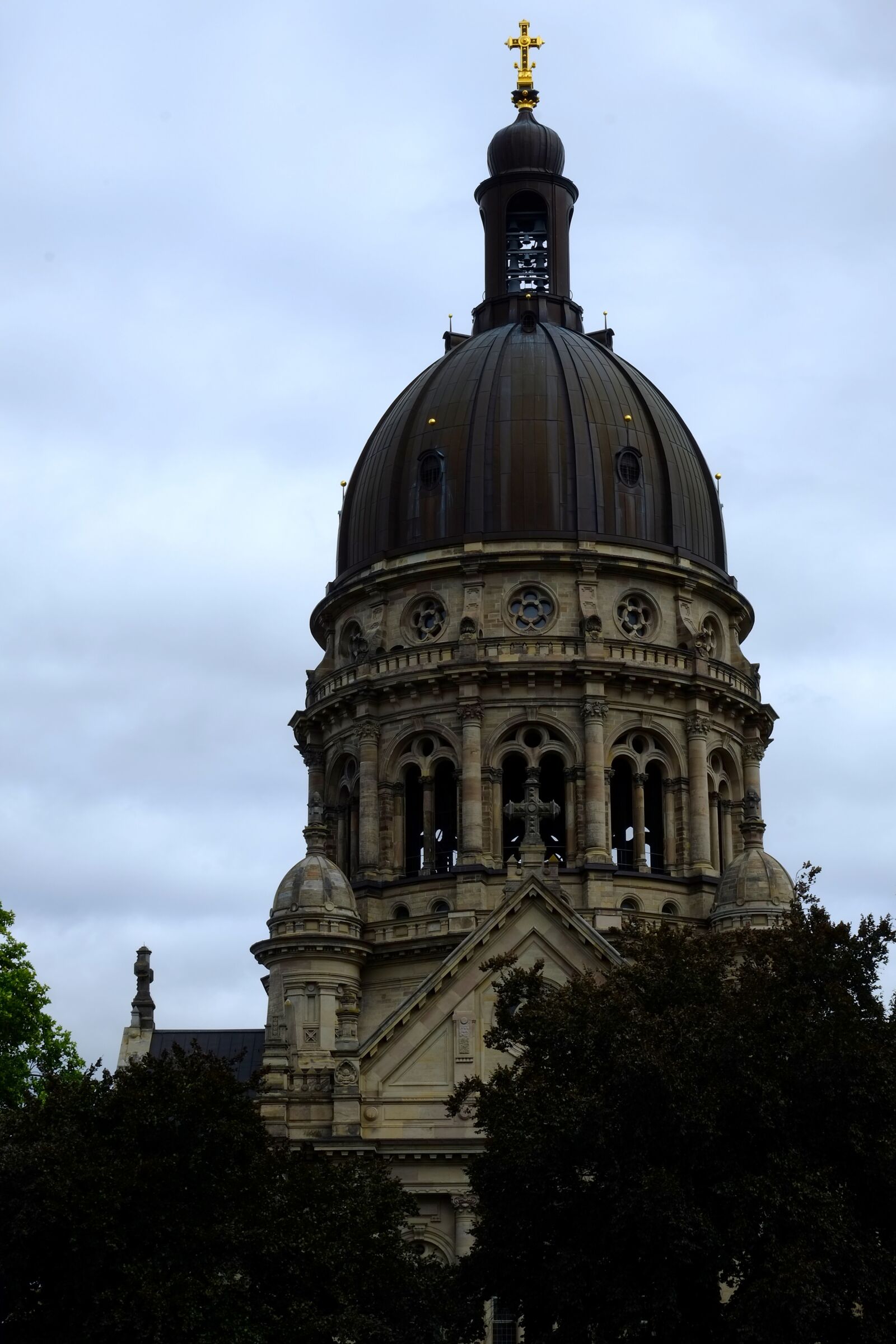 Fujifilm X-E1 sample photo. Christuskirche mainz, church, building photography